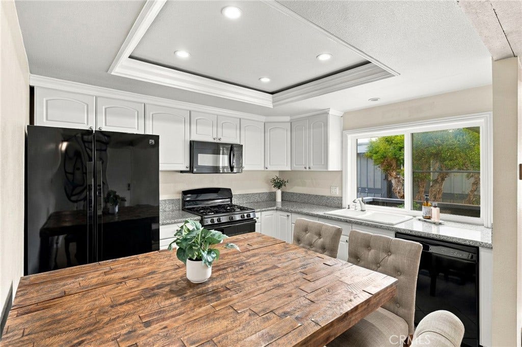 17042 Pacific Coast Highway, #201, Huntington Beach, CA 92649