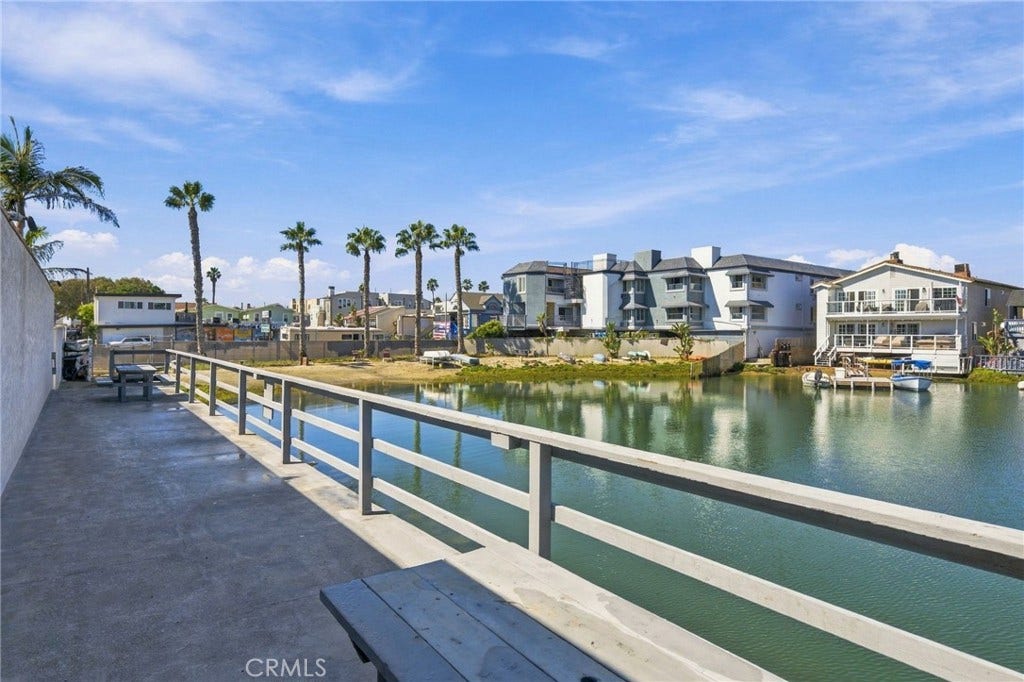 Harbour Pacific sun deck for residents to enjoy