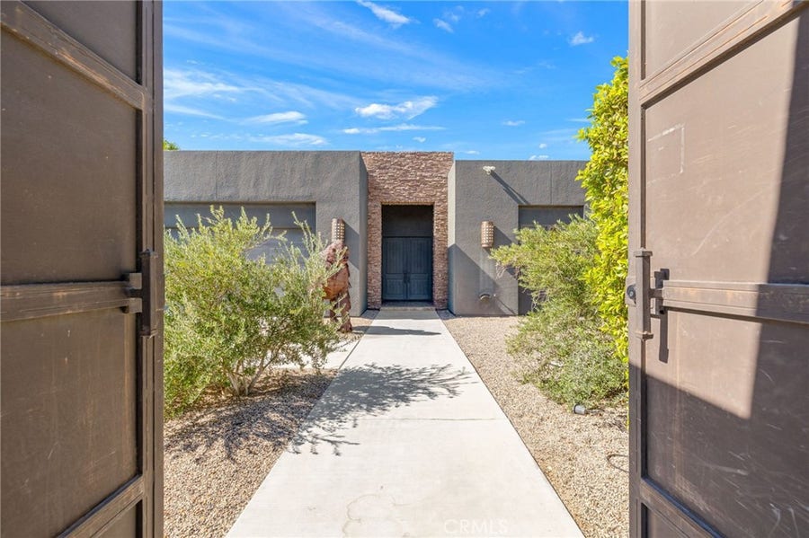 Property photo for 2600 E Vincentia, Palm Springs, CA