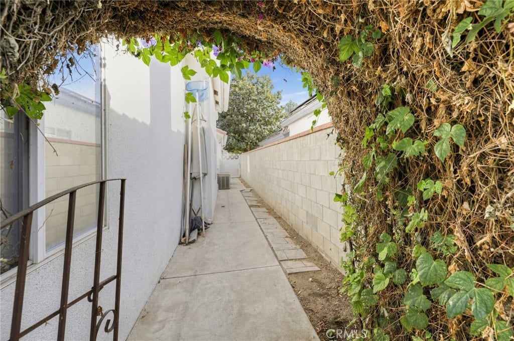 10908 Rockridge, Bakersfield, CA 93311