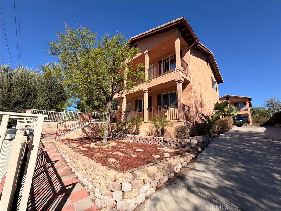 Property photo for 905 W Sumner, Lake Elsinore, CA