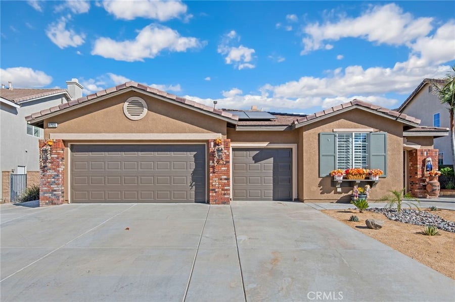 Property photo for 27690 Bluff Vista Way, Menifee, CA