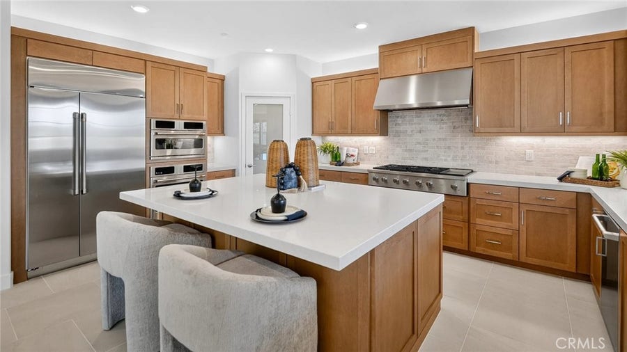 Property photo for 27976 Plateau Terrace, Valencia, CA