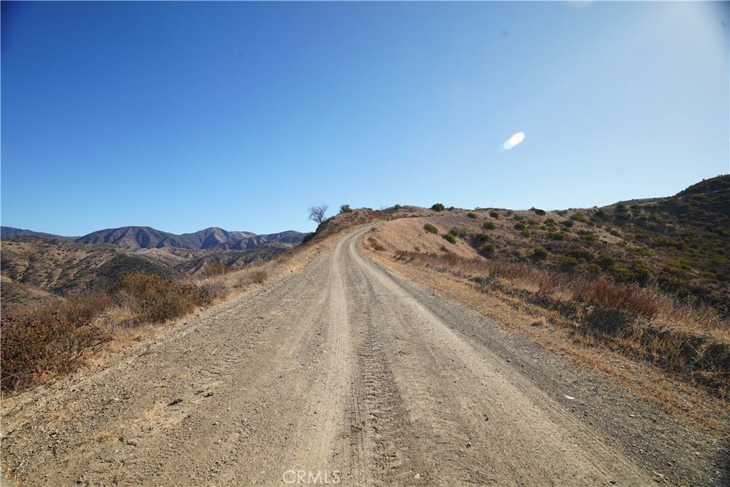 16 Williams Canyon, Silverado, CA 92676 park here on this graded flat area and walk uphill