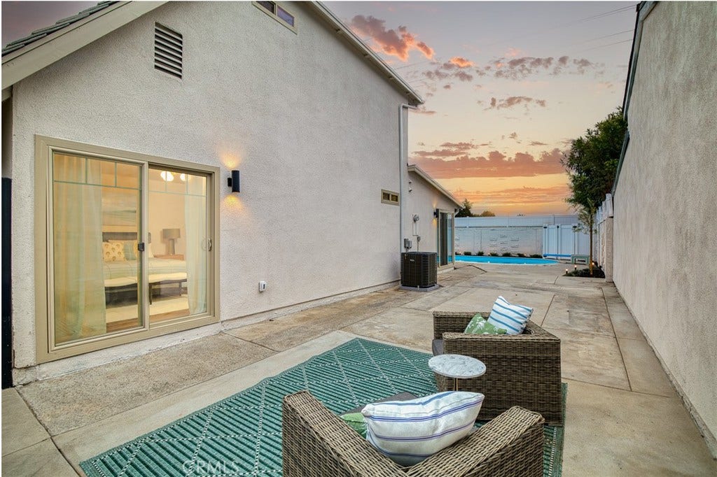 9432 Warbler, Fountain Valley, CA 92708 9432 Warbler, Fountain Valley, CA 92708