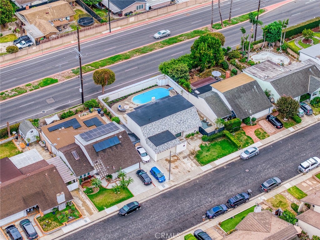 9432 Warbler, Fountain Valley, CA 92708 9432 Warbler, Fountain Valley, CA 92708