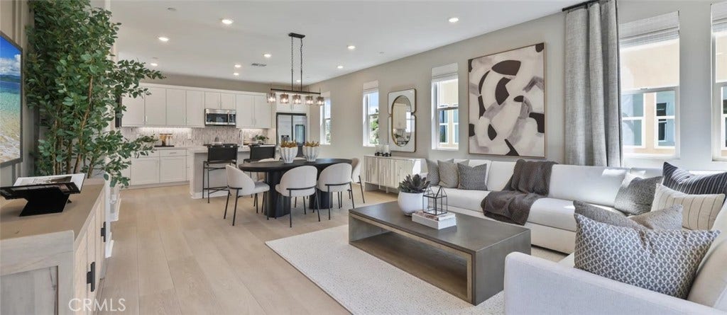 Photos shown are of model only- not actual homesite.