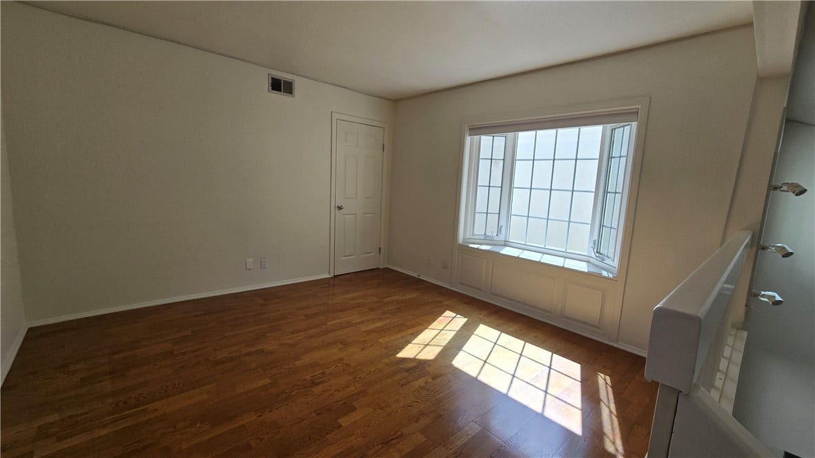 24 Morena, Irvine, CA 92612 Loft/Office Area