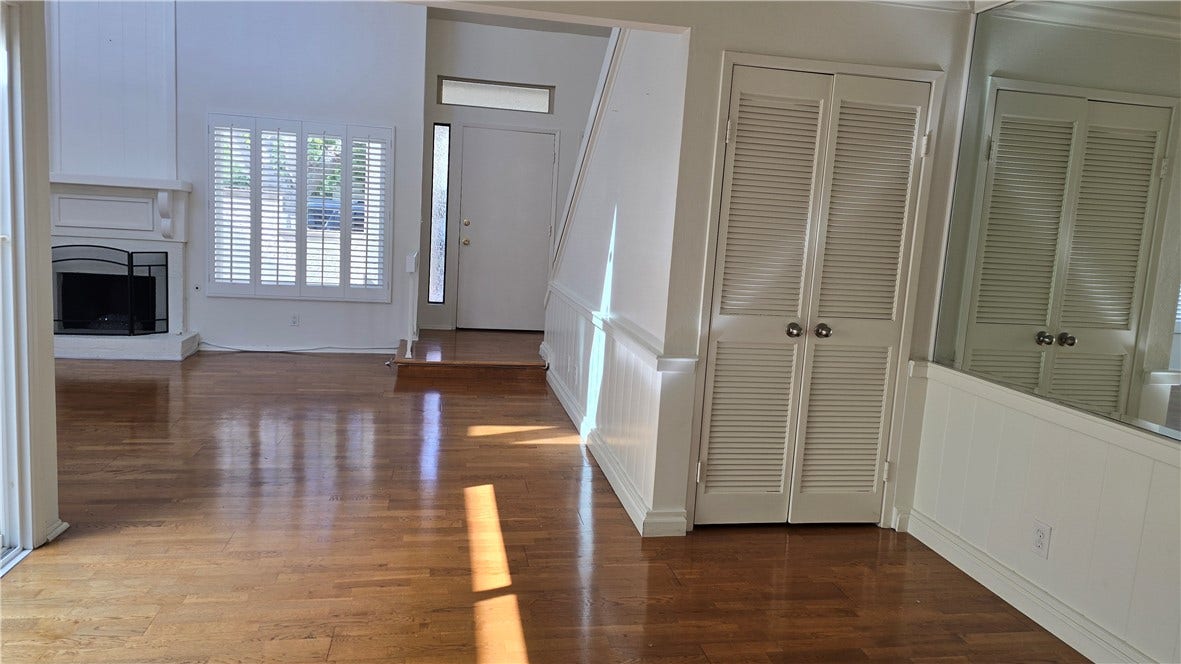 24 Morena, Irvine, CA 92612 24 Morena, Irvine, CA 92612