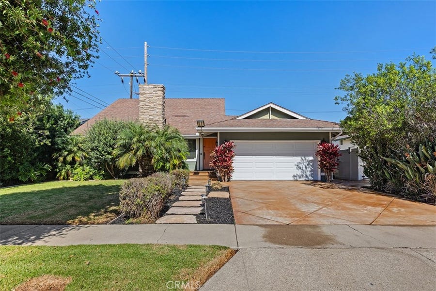 Property photo for 9301 Neolani, Huntington Beach, CA