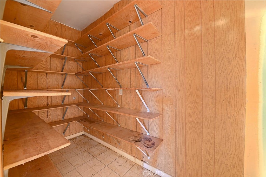 4145 Vernon Avenue, Riverside, CA 92509