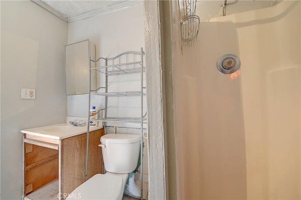 4145 Vernon Avenue, Riverside, CA 92509