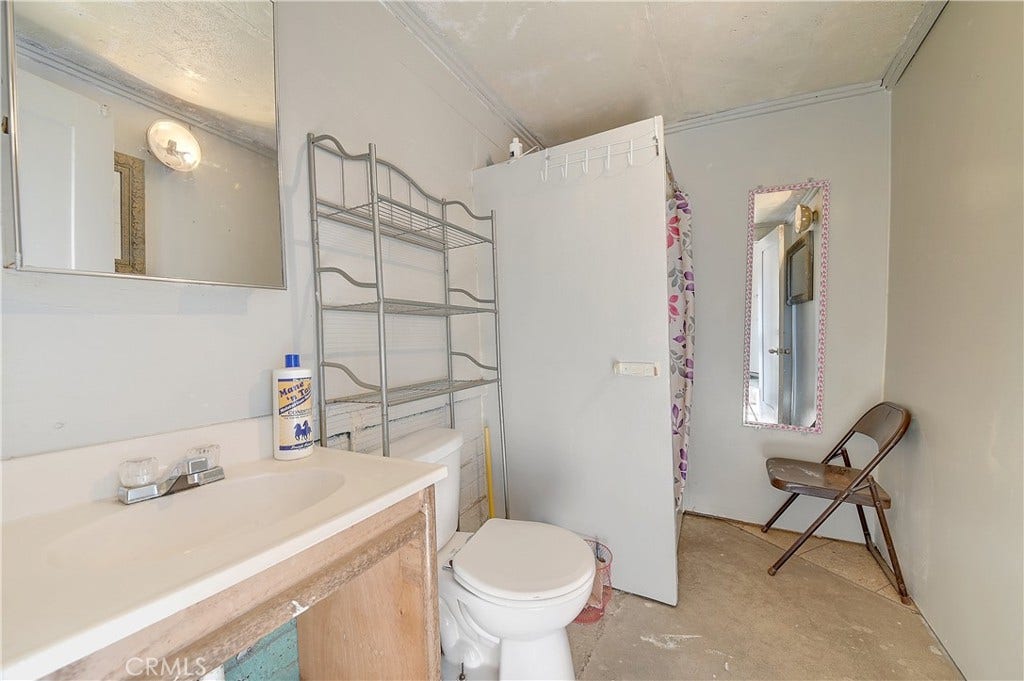 4145 Vernon Avenue, Riverside, CA 92509
