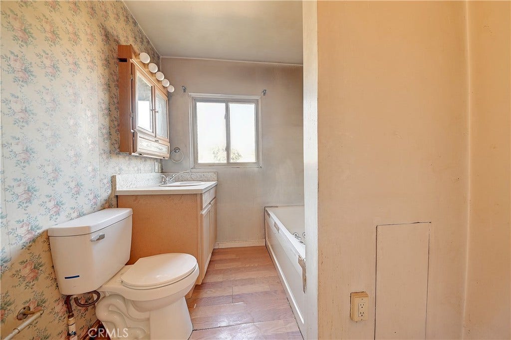 4145 Vernon Avenue, Riverside, CA 92509