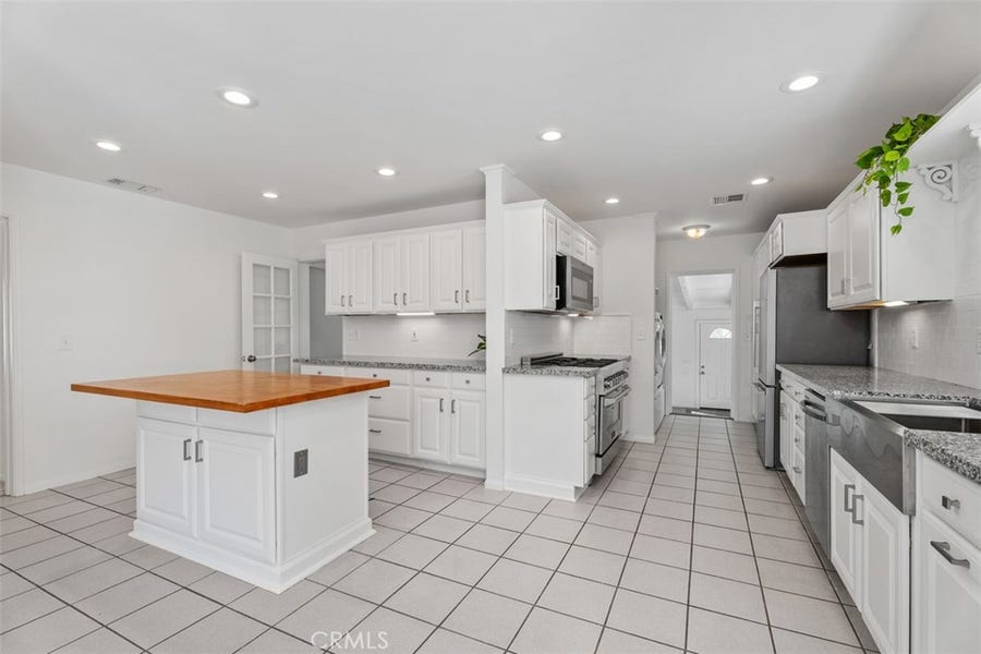 Property photo for 4702 Radnor Avenue, Lakewood, CA