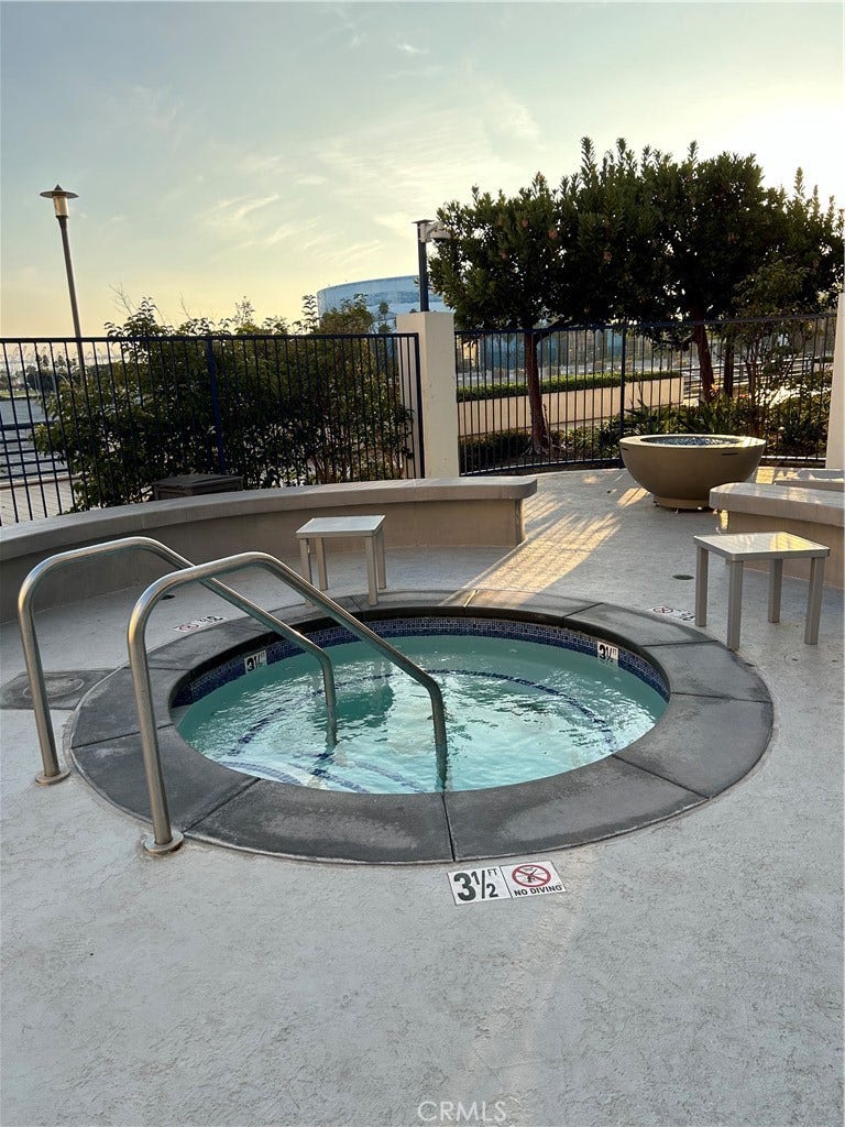 525 E Seaside Way, #802, Long Beach, CA 90802