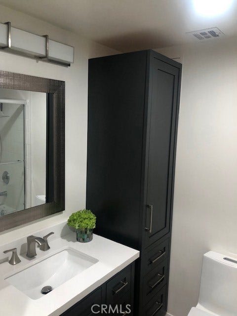 525 E Seaside Way, #802, Long Beach, CA 90802