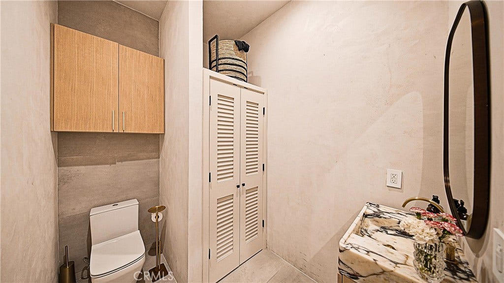 8840 Ashcroft, Los Angeles, CA 90048