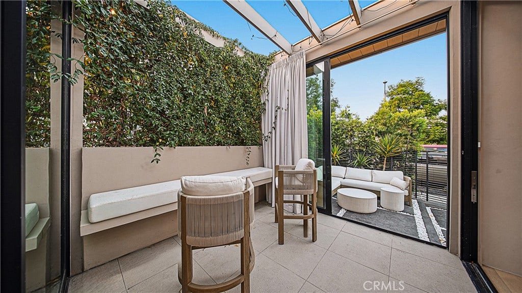 8840 Ashcroft, Los Angeles, CA 90048