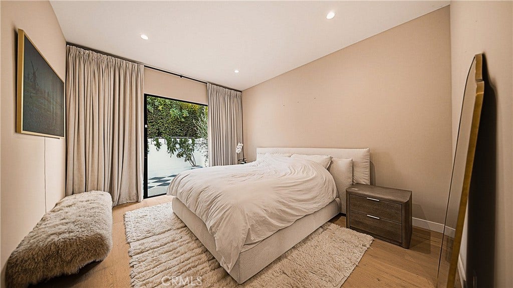 8840 Ashcroft, Los Angeles, CA 90048
