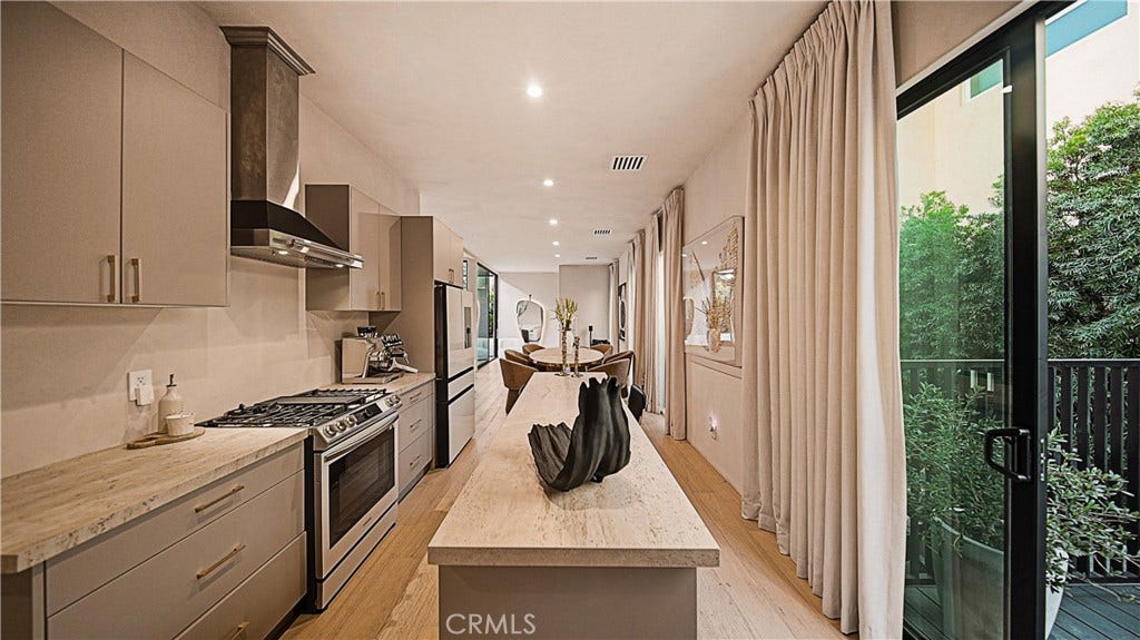 8840 Ashcroft, Los Angeles, CA 90048