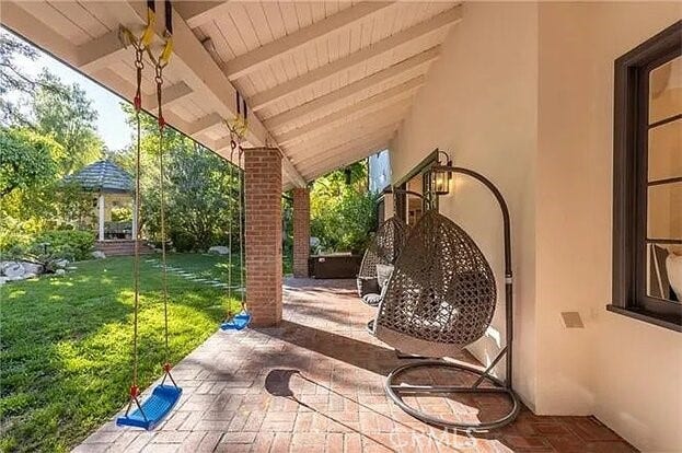 4637 Westchester Drive, Woodland Hills, CA 91364 4637 Westchester Drive, Woodland Hills, CA 91364