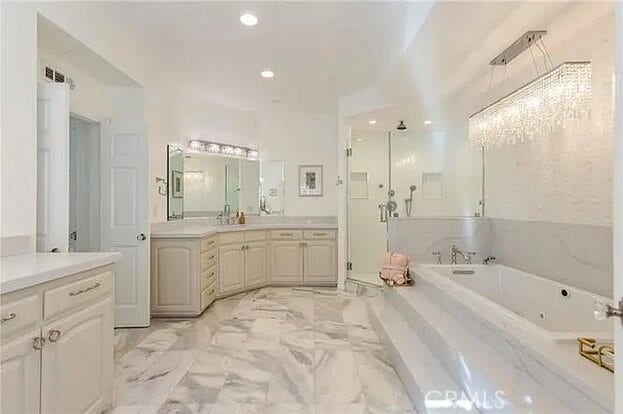 4637 Westchester Drive, Woodland Hills, CA 91364 4637 Westchester Drive, Woodland Hills, CA 91364