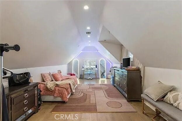 4637 Westchester Drive, Woodland Hills, CA 91364 4637 Westchester Drive, Woodland Hills, CA 91364