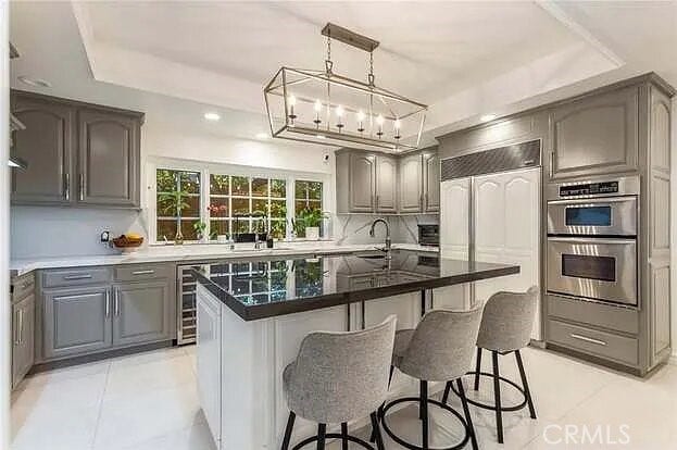 4637 Westchester Drive, Woodland Hills, CA 91364 4637 Westchester Drive, Woodland Hills, CA 91364