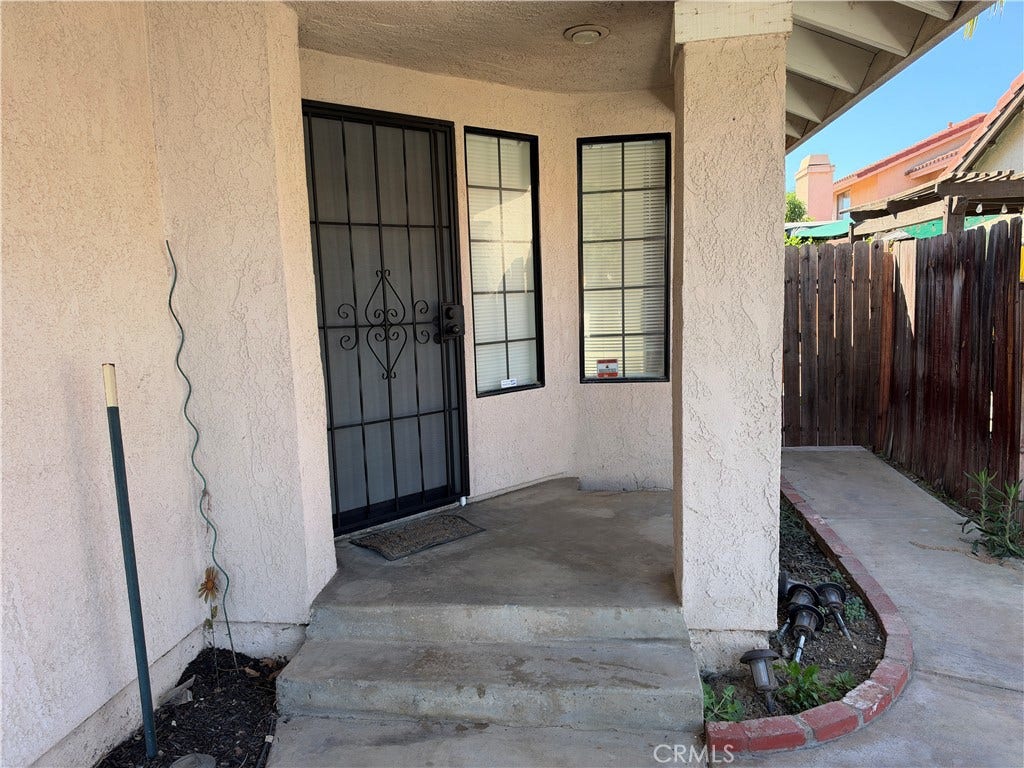 186 Iron Bark, Corona, CA 92879 186 Iron Bark, Corona, CA 92879