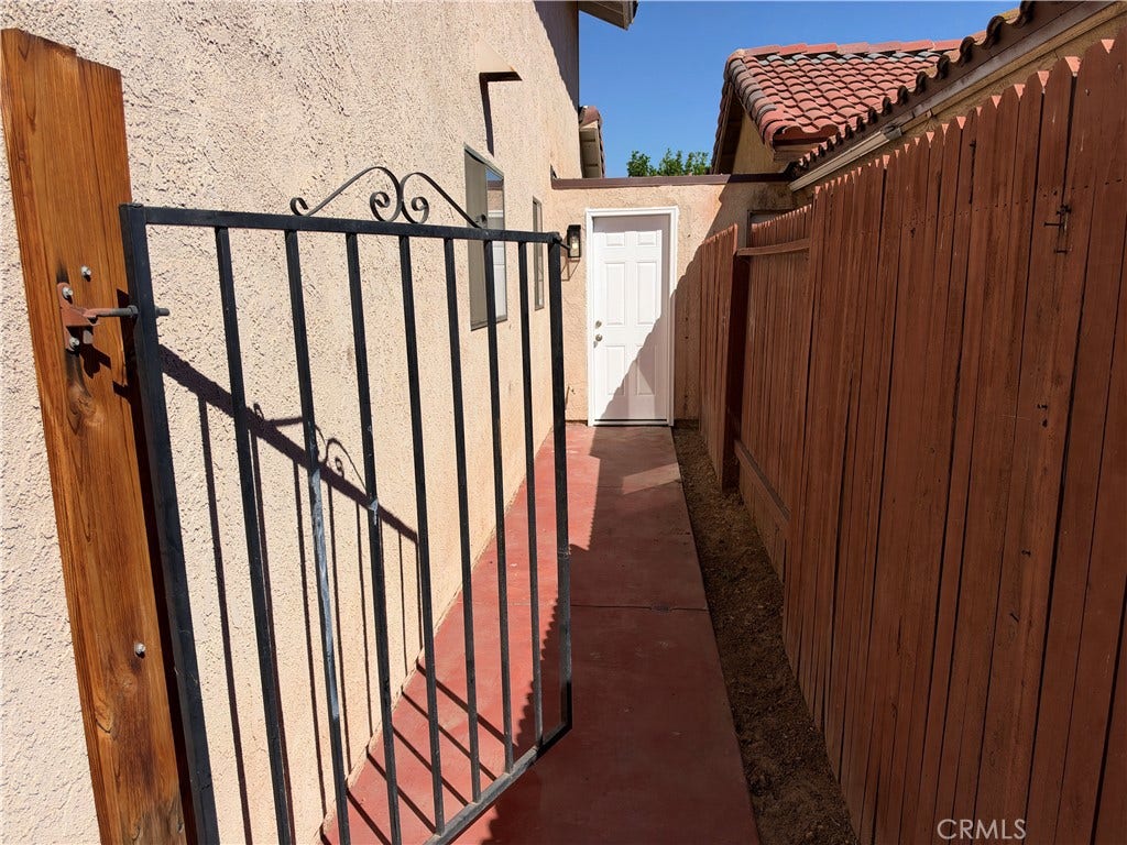 186 Iron Bark, Corona, CA 92879 186 Iron Bark, Corona, CA 92879