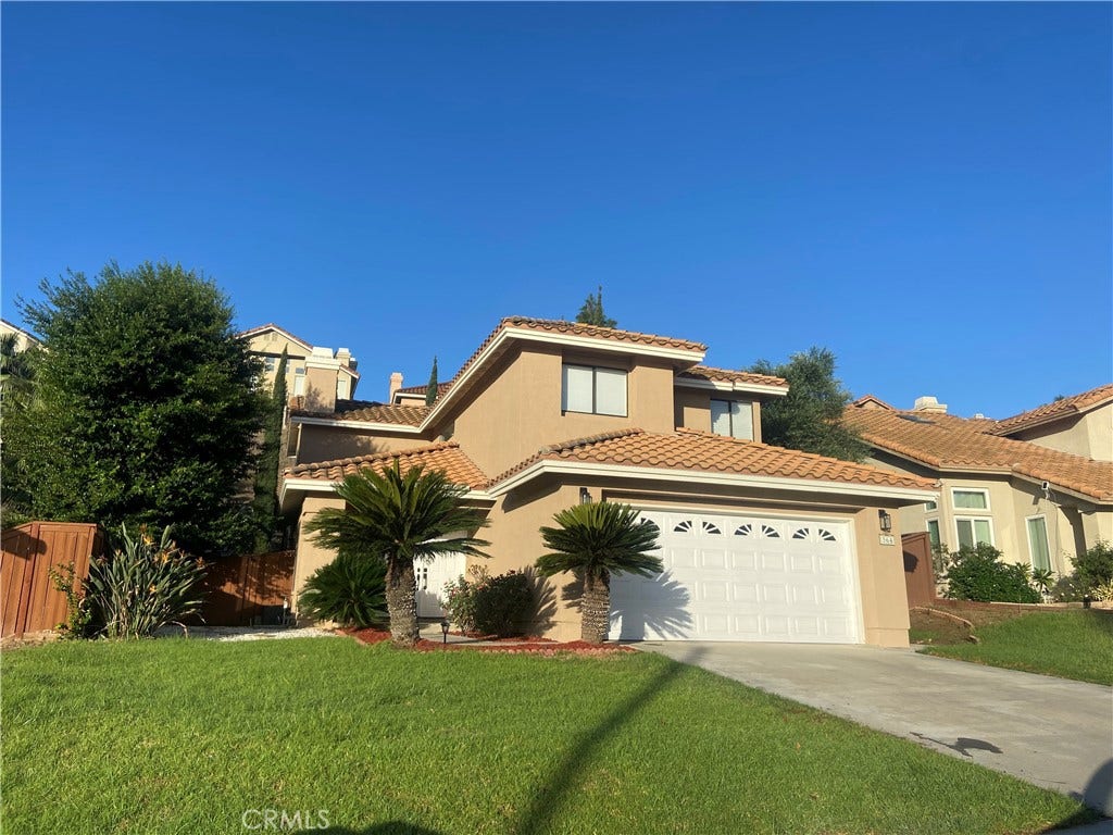 564 Brittany, Corona, CA 92879 564 Brittany, Corona, CA 92879