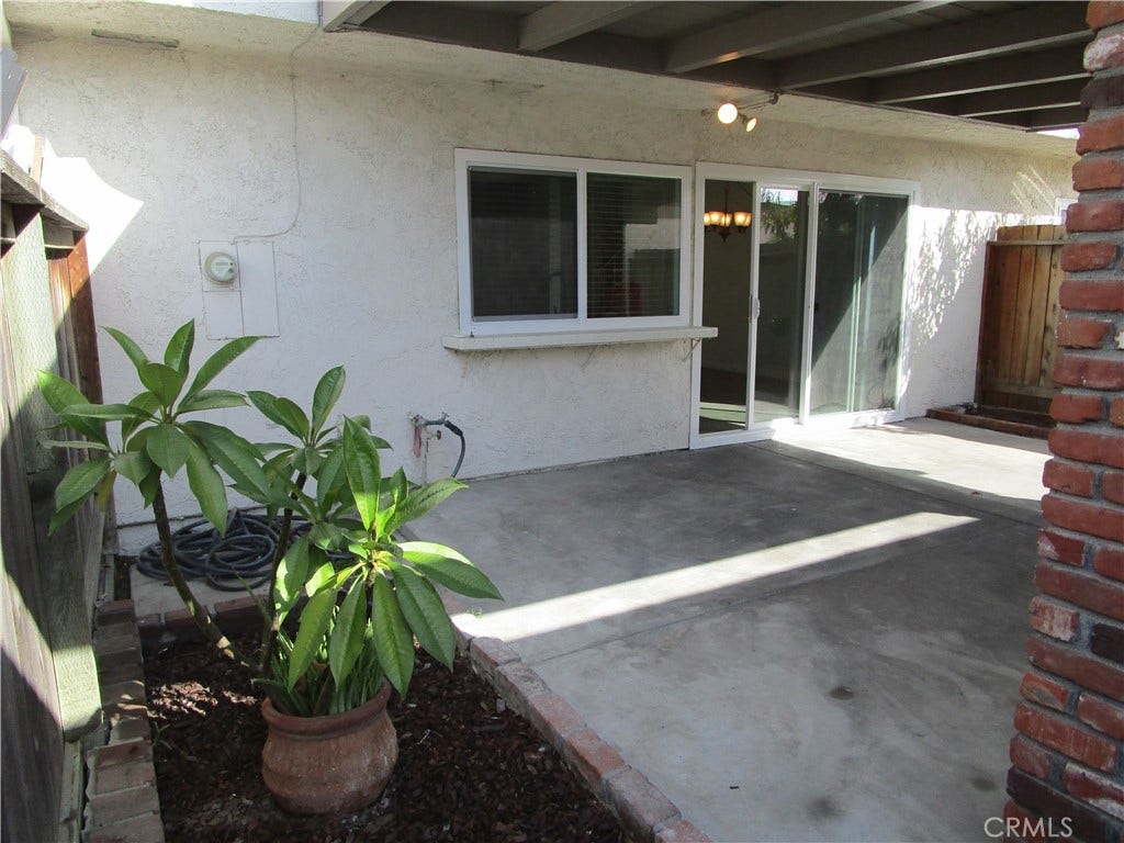 5662 Eastbourne, Westminster, CA 92683 5662 Eastbourne, Westminster, CA 92683
