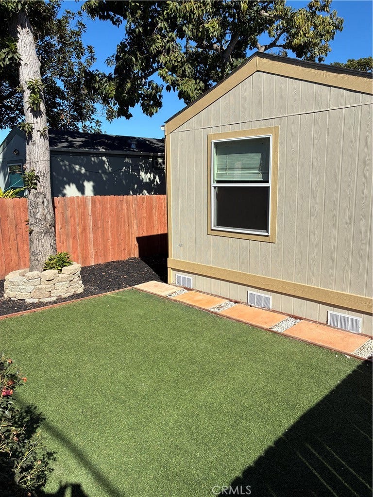 1885 E Bayshore Road, #7, East Palo Alto, CA 94303 1885 E Bayshore Road, #7, East Palo Alto, CA 94303