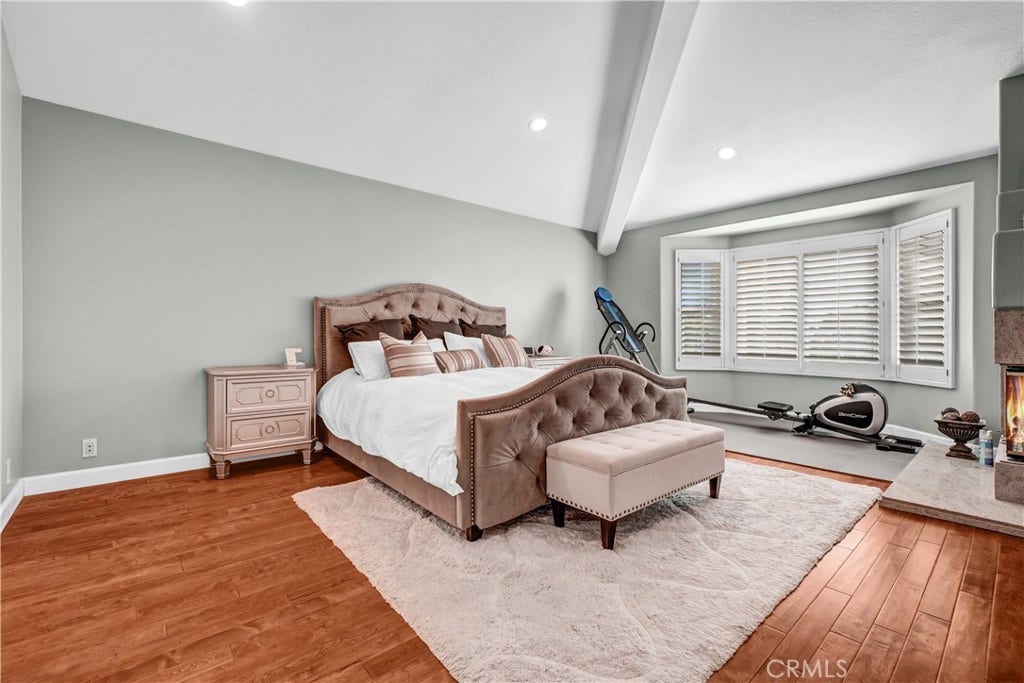 2122 Burnt Mill, Tustin, CA 92782 2122 Burnt Mill, Tustin, CA 92782