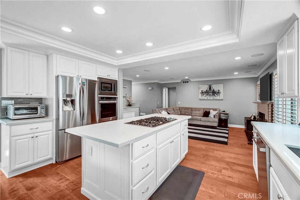 2122 Burnt Mill, Tustin, CA 92782 2122 Burnt Mill, Tustin, CA 92782