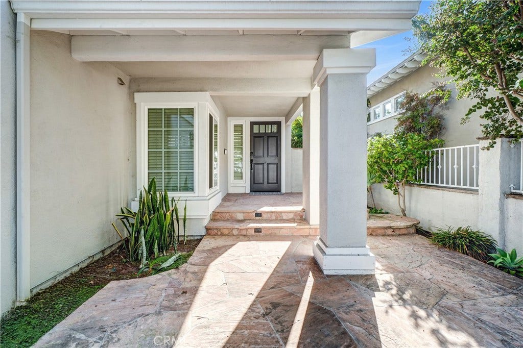 2122 Burnt Mill, Tustin, CA 92782 2122 Burnt Mill, Tustin, CA 92782