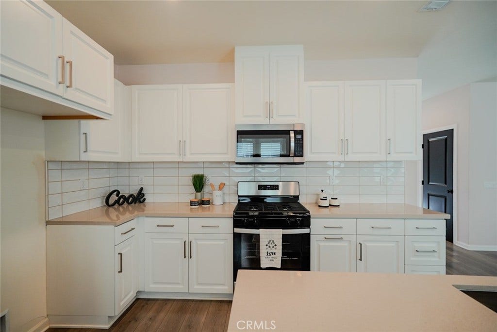 4089 Summer, Corona, CA 92883 4089 Summer, Corona, CA 92883