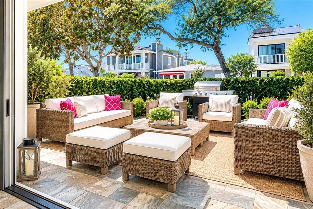512 Jasmine Avenue, Corona Del Mar, CA 92625 512 Jasmine Avenue, Corona Del Mar, CA 92625