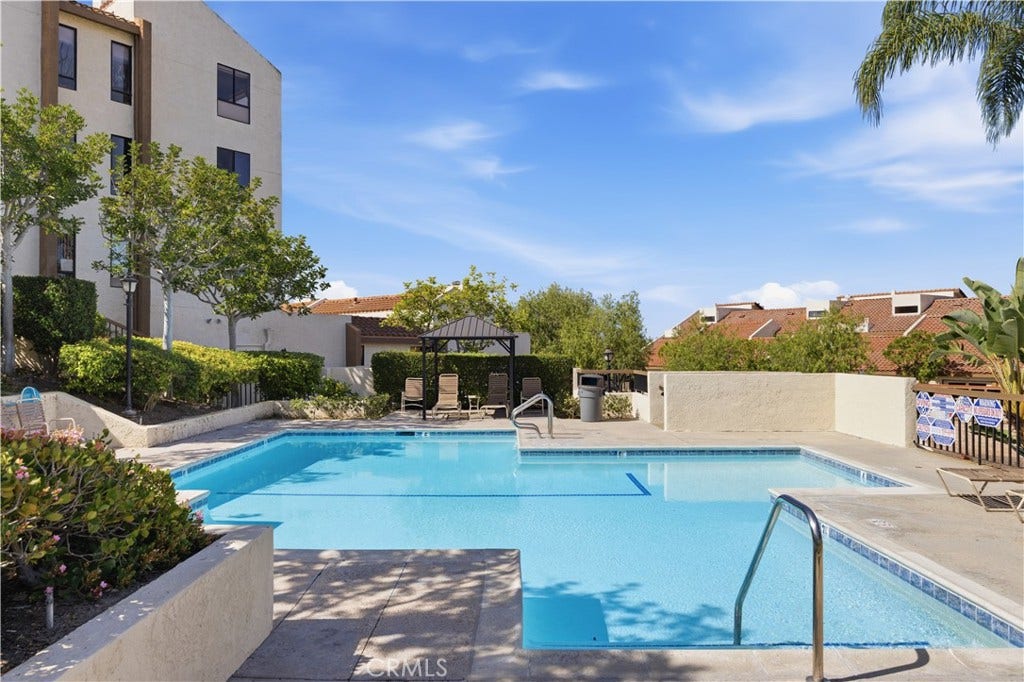 27959 Mazagon, #163, Mission Viejo, CA 92692 Community Pool