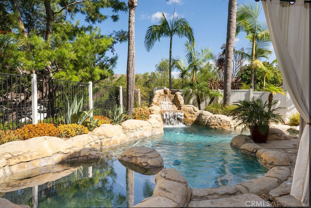 2106 Via Helecho, San Clemente, CA 92673 2106 Via Helecho, San Clemente, CA 92673