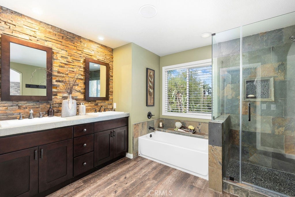 135 Custer Circle, Corona, CA 92881 Primary En-Suite Bathroom with Separate Soaking Tub and Walk In Shower