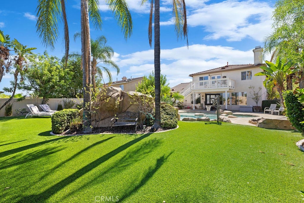 135 Custer Circle, Corona, CA 92881 135 Custer Circle, Corona, CA 92881