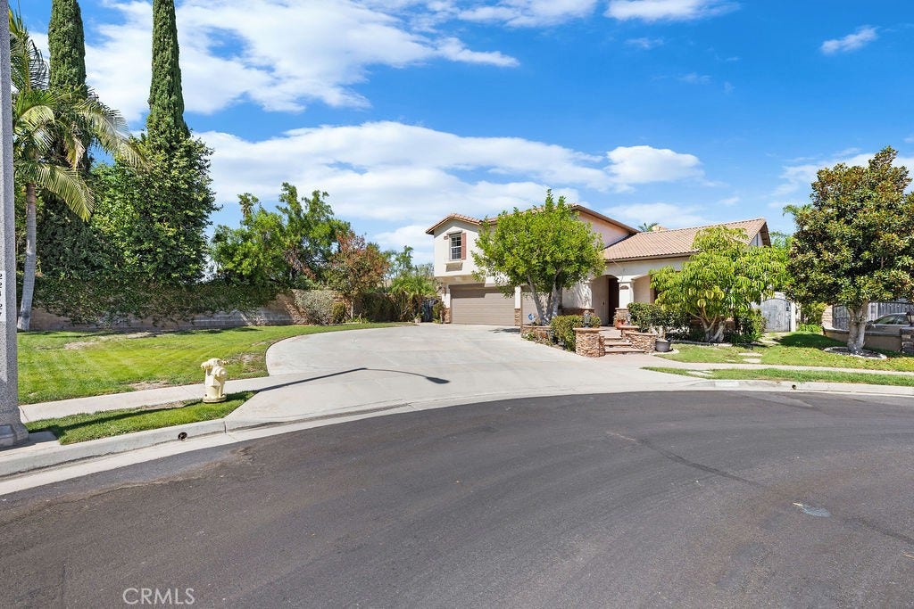 135 Custer Circle, Corona, CA 92881 135 Custer Circle, Corona, CA 92881