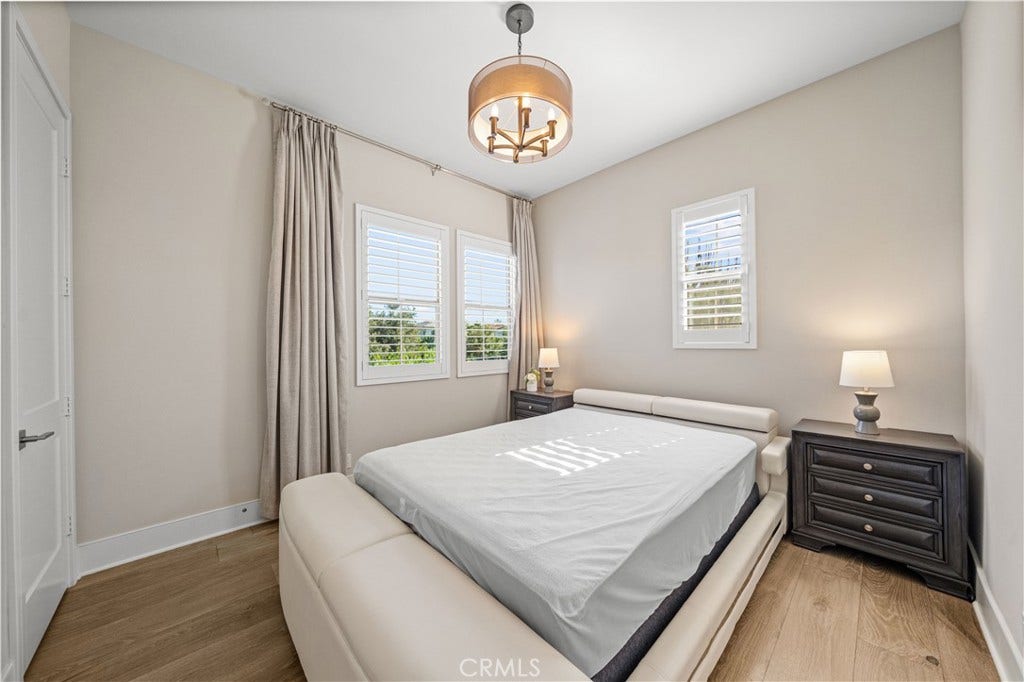 113 Crossover, Irvine, CA 92618 113 Crossover, Irvine, CA 92618