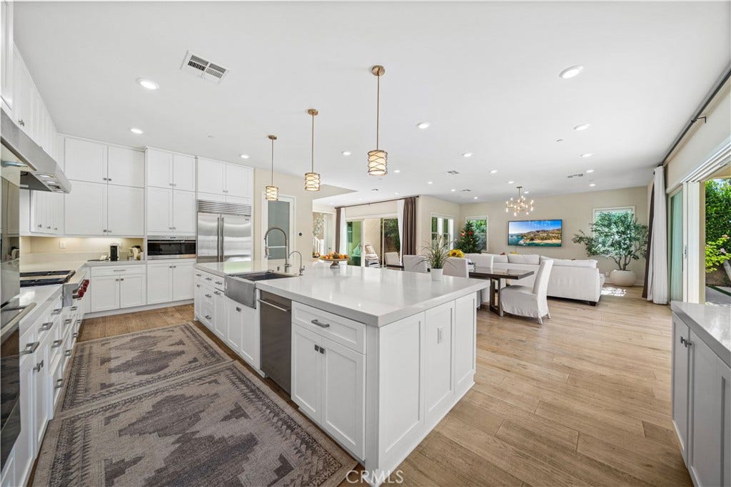 113 Crossover, Irvine, CA 92618 113 Crossover, Irvine, CA 92618