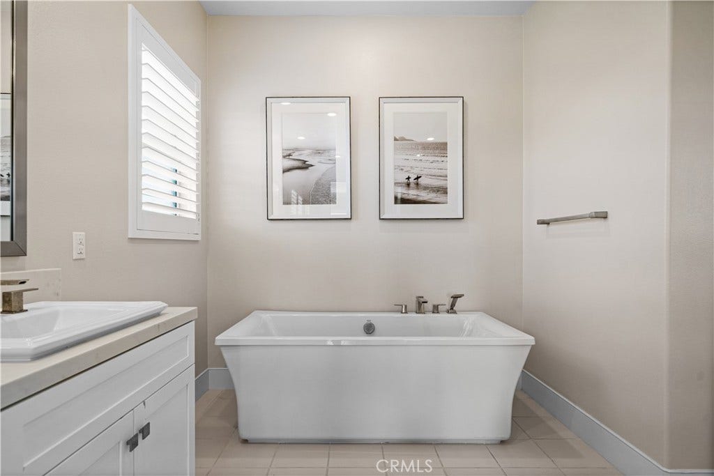 113 Crossover, Irvine, CA 92618 113 Crossover, Irvine, CA 92618