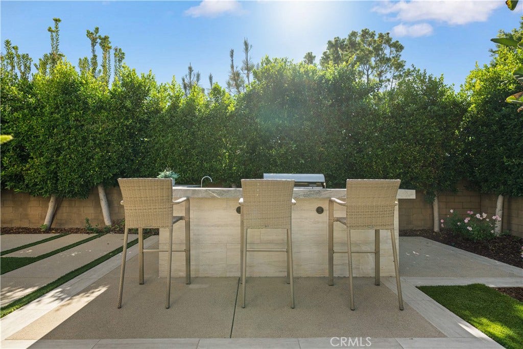 113 Crossover, Irvine, CA 92618 113 Crossover, Irvine, CA 92618