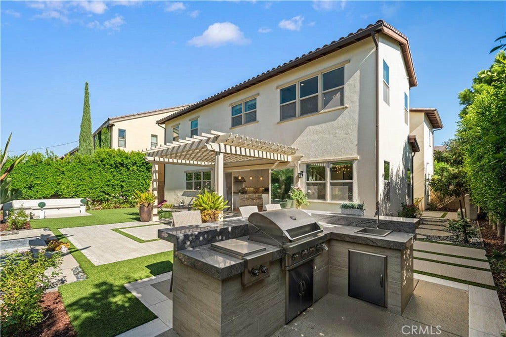 113 Crossover, Irvine, CA 92618 113 Crossover, Irvine, CA 92618