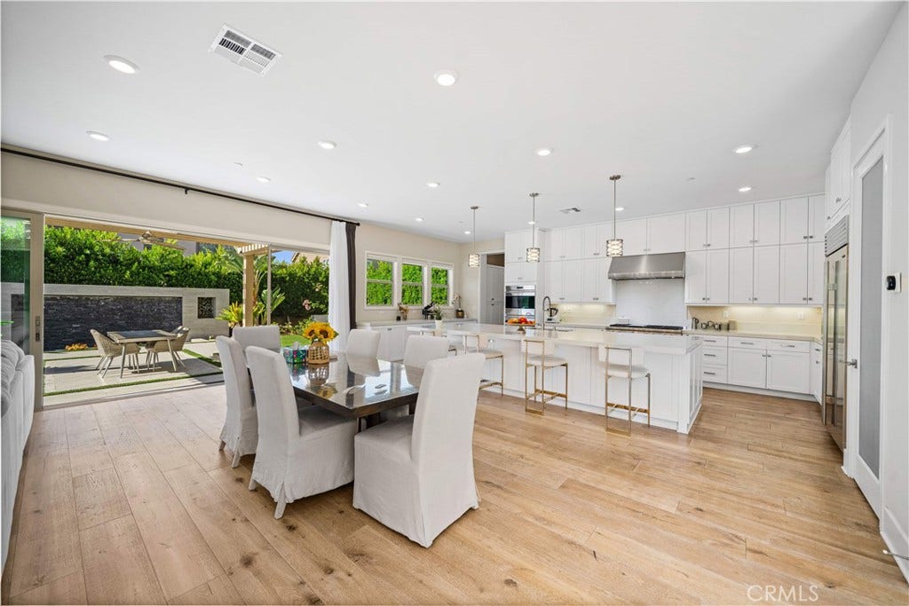 113 Crossover, Irvine, CA 92618 113 Crossover, Irvine, CA 92618